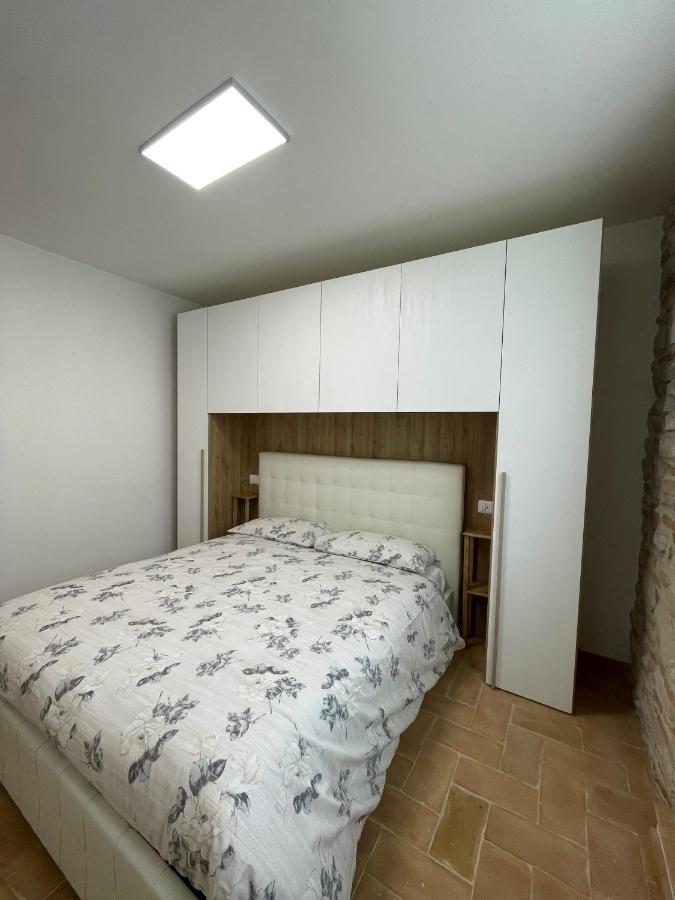 Casa La Rosa Apartment Губио Екстериор снимка