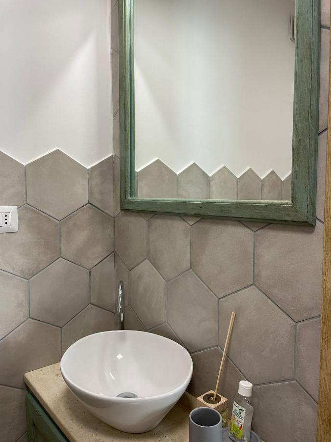 Casa La Rosa Apartment Губио Екстериор снимка