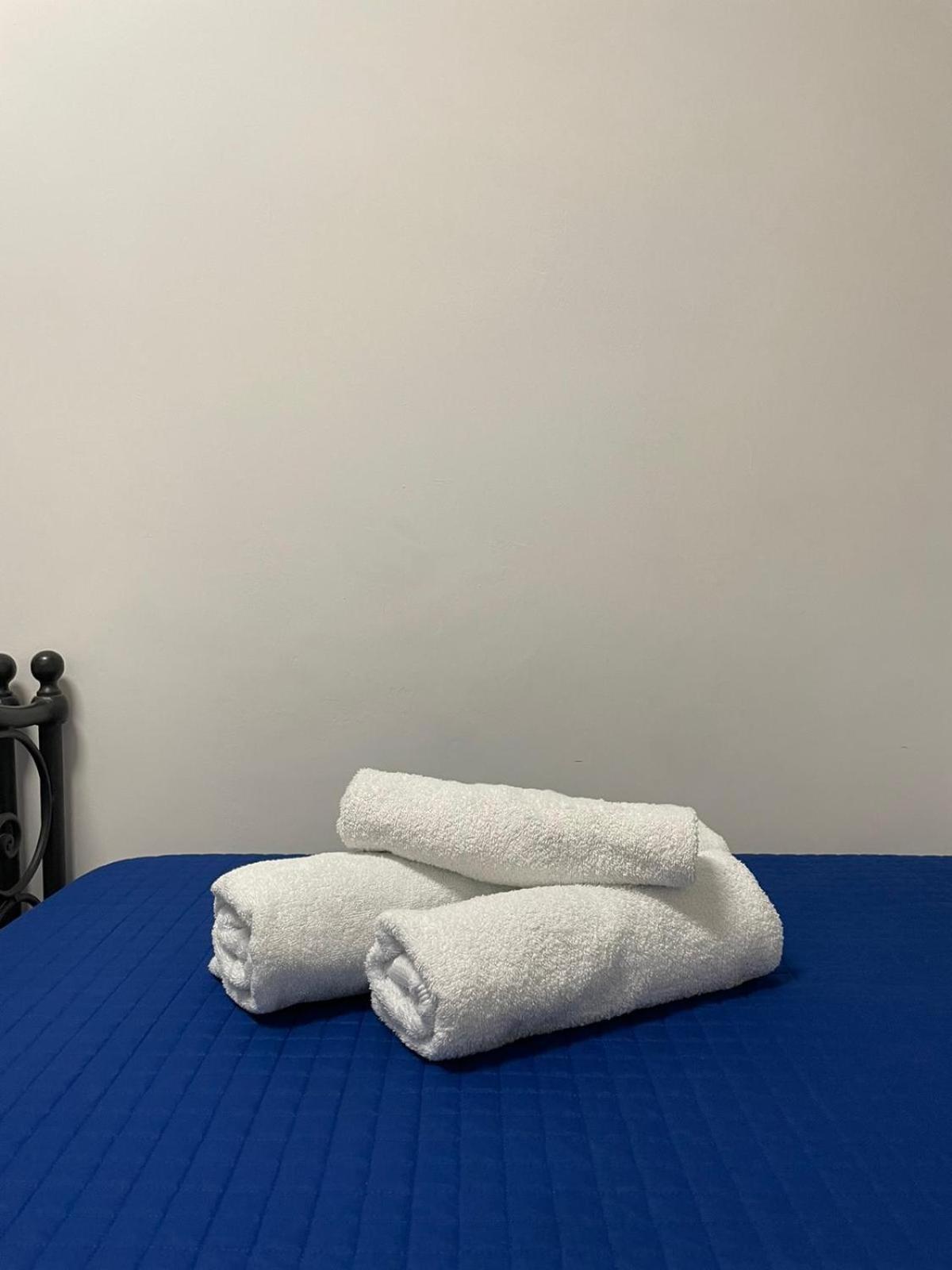 Casa La Rosa Apartment Губио Екстериор снимка